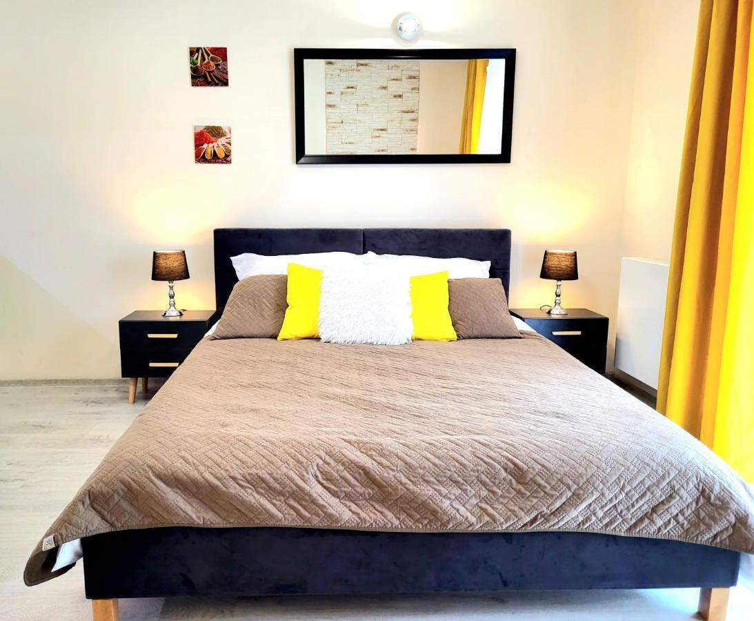 Cracow Novum Apartment Downtown 4 Persons Krakow Dış mekan fotoğraf