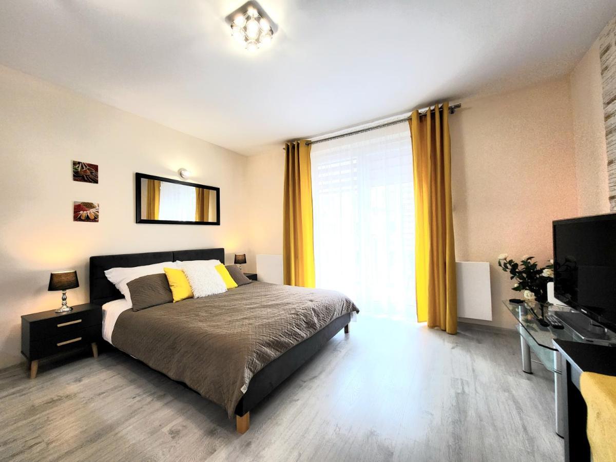 Cracow Novum Apartment Downtown 4 Persons Krakow Dış mekan fotoğraf